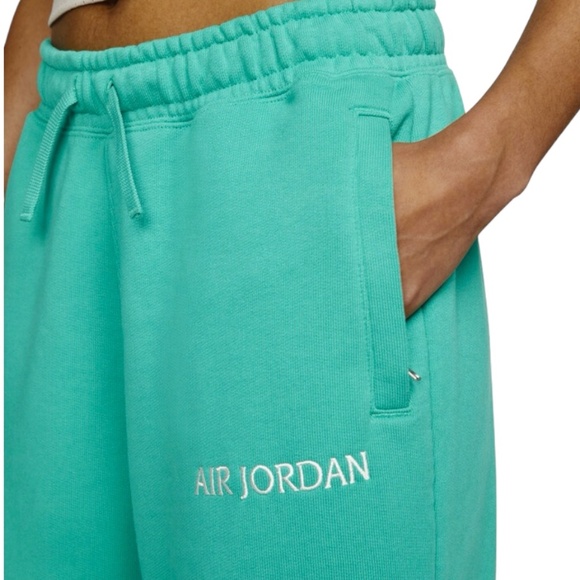Air JORDAN Green Sweatpants - Picture 3 of 10